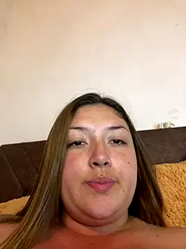 Snapshot of Sofia_Queen17 chatting on September 18, 2:10 am Sofia Queen17 online show from September 18, 2:10 am