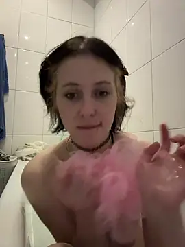 lily noris online show from December 1, 4:20 pm