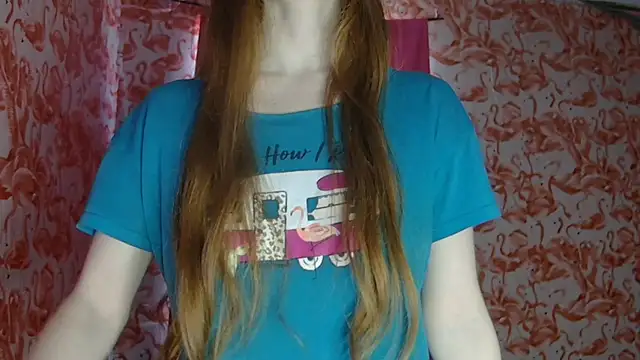 strawberrysmoothie online show from April 9, 7:30 pm