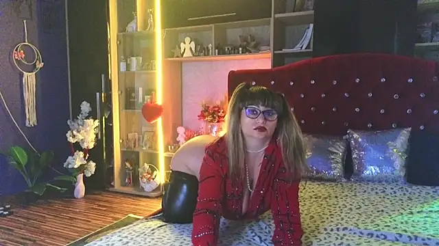 SeductiveCeline online show from March 29, 3:55 pm