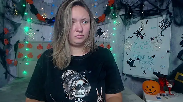 SallyVerda online show from November 4, 6:57 pm