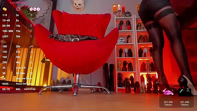 MistressAndre online show from November 12, 8:40 pm