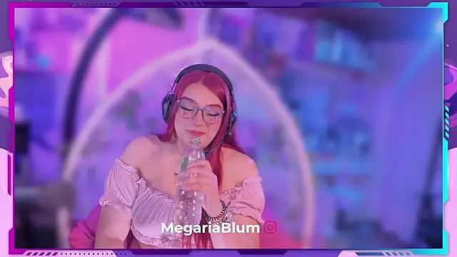 MegariaB online show from February 15, 4:48 am