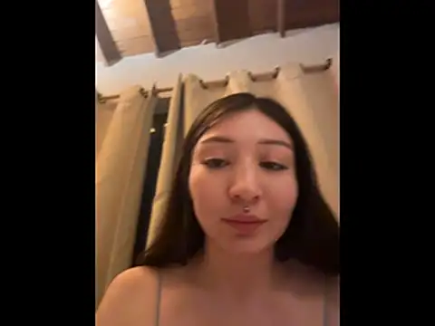 Valengarcia  online show from June 3, 1:39 am