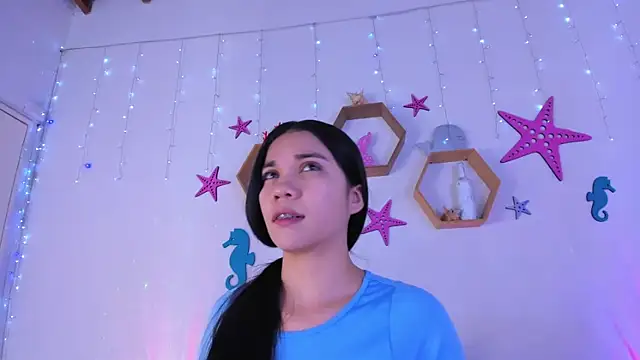 Emiily Parkerr online show from December 3, 3:09 am