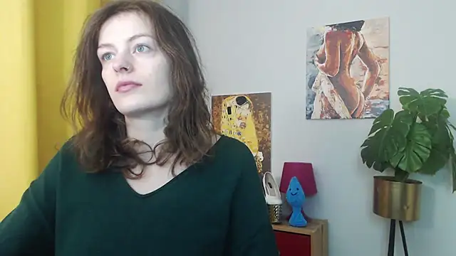 juicyNadine online show from December 3, 5:43 am