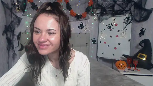 KaraCriegs online show from October 23, 5:19 pm