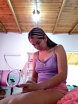 Iris love18 online show from April 21, 2:13 pm