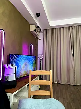 AvaGianna online show from November 2, 4:32 pm