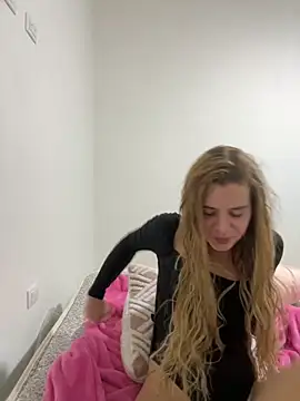 EmiliaCatalina online show from October 14, 11:40 pm