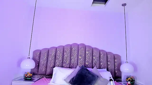 victoria cooper3 online show from January 18, 12:12 pm