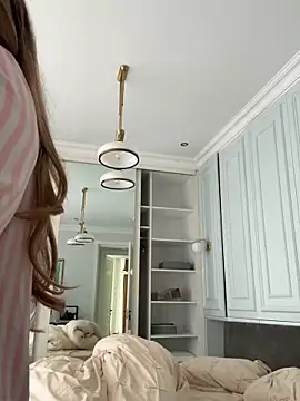 curvyflawless online show from December 5, 7:41 am