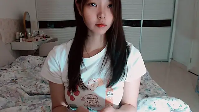 -Lucky Girl online show from June 4, 1:22 am
