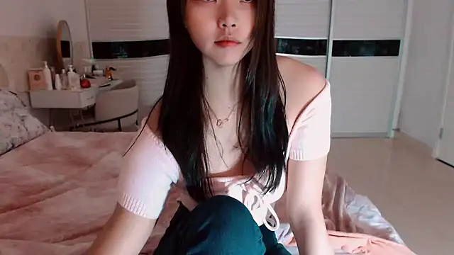 -Lucky Girl online show from July 28, 2:20 am