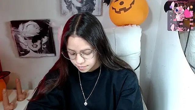 SamanthaRoldaan online show from October 27, 2:34 pm