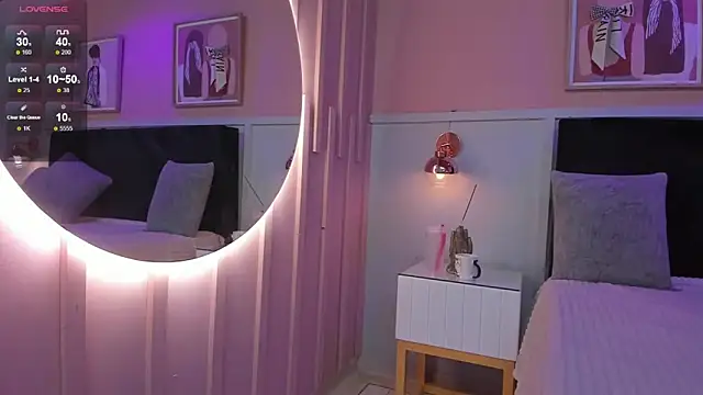 chloe watson  online show from January 9, 7:18 pm