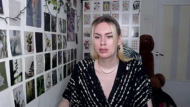 CapriScorpion online show from March 2, 1:18 pm