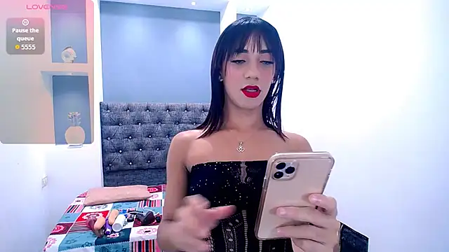 KatrinaQueen1 online show from October 13, 6:38 am