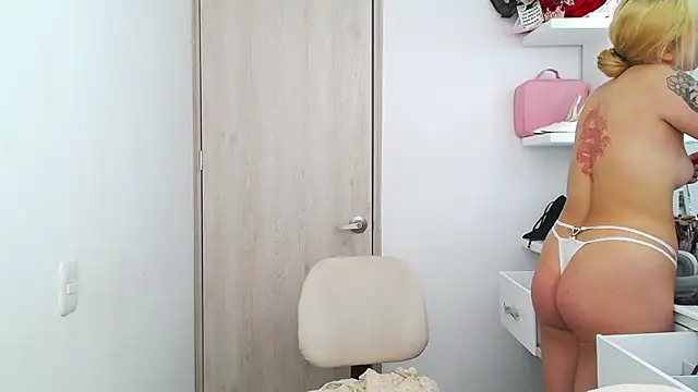 Barbie girl 69 online show from June 20, 10:02 pm