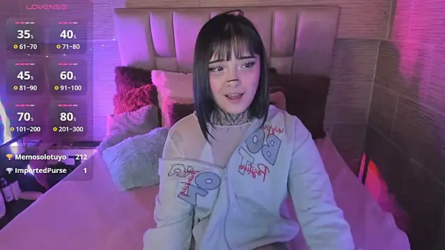 mia catt05 online show from June 27, 6:03 am