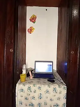 The-Peach-Flexer online show from November 15, 9:27 pm