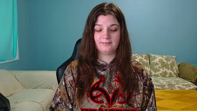 TreeJeanne online show from April 20, 4:21 pm