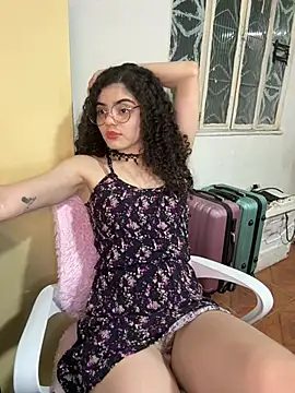izumikarol online show from July 13, 2:01 am