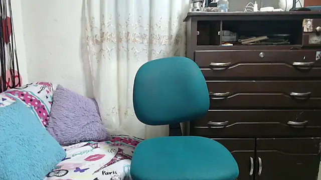 valerivegass online show from May 13, 6:35 pm