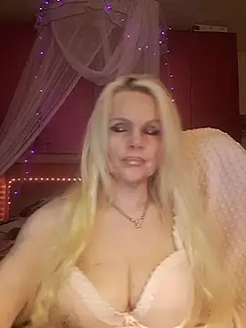 Angeldevilus online show from April 18, 11:59 pm