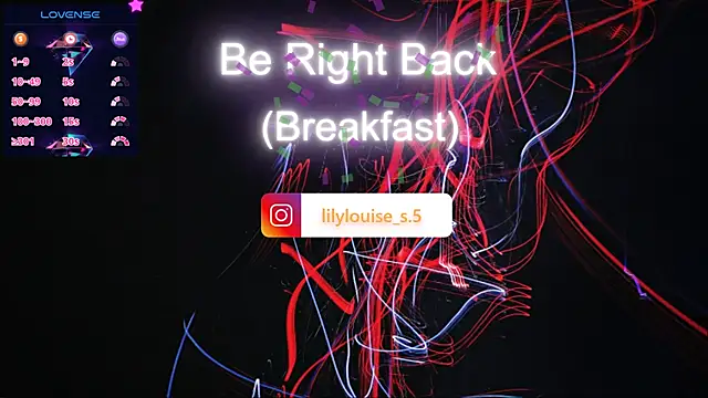 Snapshot of lilylouisee chatting on October 29, 3:04 pm lilylouisee online show from October 29, 3:04 pm