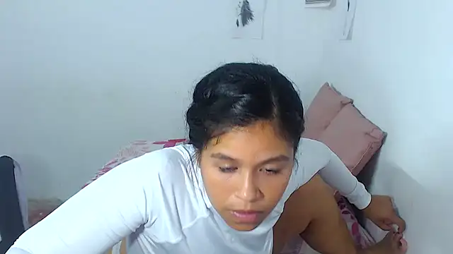 Hazel donna online show from February 6, 7:01 am