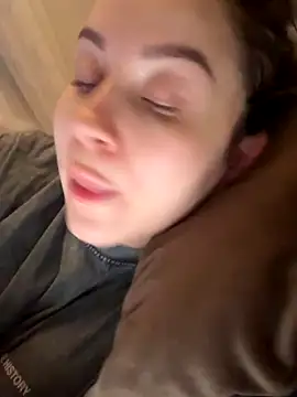 ellie ssexy online show from December 16, 5:24 am