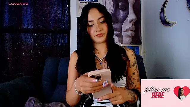 Snapshot of natashapridee_ chatting on September 20, 8:29 pm natashapridee online show from September 20, 8:29 pm