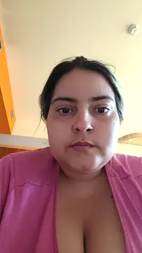 Snapshot of SelenaBoni chatting on October 1, 3:17 pm SelenaBoni online show from October 1, 3:17 pm