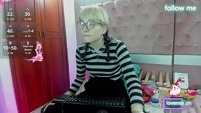 neeko princes online show from December 22, 12:08 pm