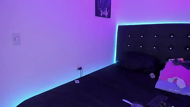 sweett dirty online show from June 22, 2:03 pm