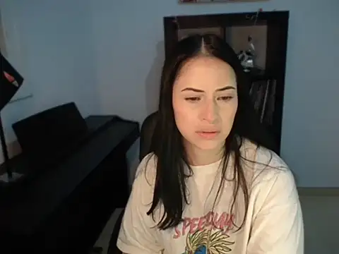 Windy butterfly online show from October 22, 5:40 pm