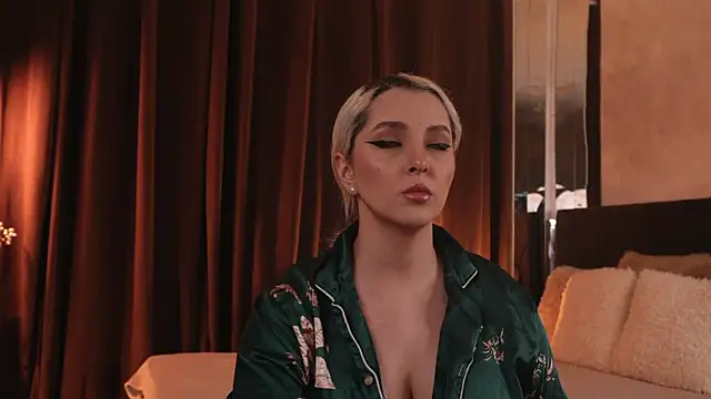 VictoriaMorrone online show from March 24, 11:32 pm