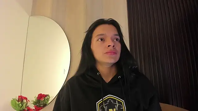  shantal smith online show from April 13, 1:29 am