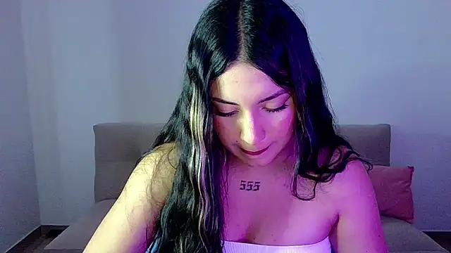 Lia 14  online show from April 15, 10:32 pm