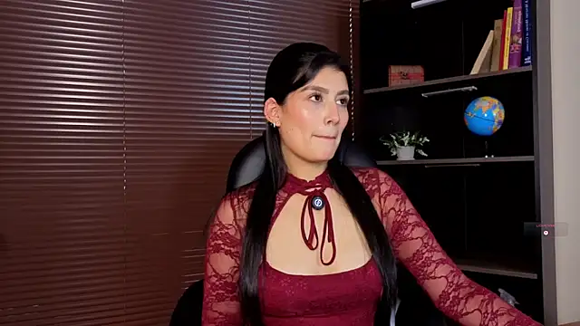 missatenea online show from July 20, 1:57 pm