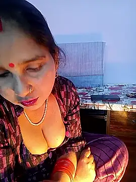 reemacouple007 online show from January 19, 8:21 am