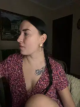 Roxana Bell online show from July 24, 8:16 pm