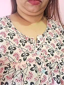 Ravina patil1 online show from April 6, 10:05 am