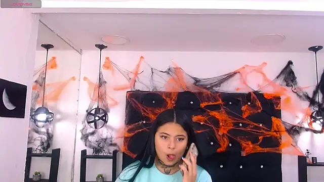 Mels  online show from October 31, 6:45 pm