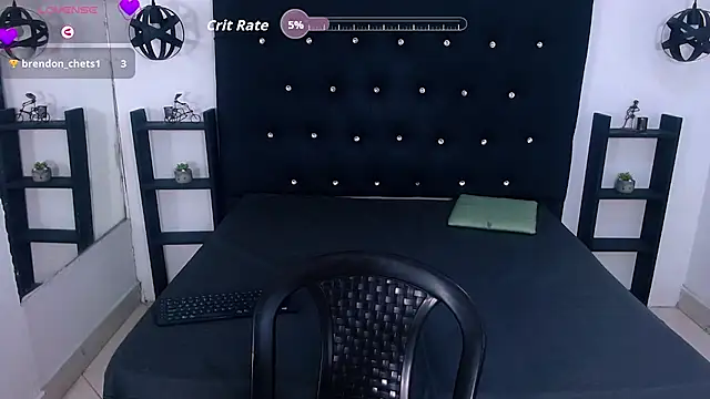 Mels  online show from October 15, 6:21 pm