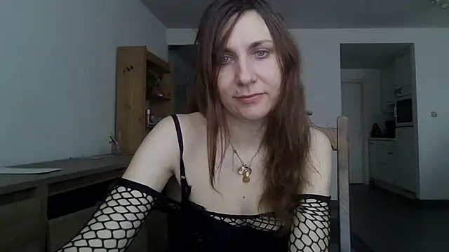 JasmineGlamour online show from February 8, 3:27 pm