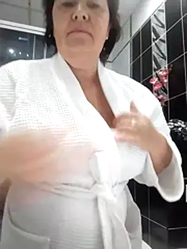 FantasyMichelle online show from July 16, 5:56 am