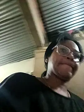 Snapshot of Melanie_candy_ chatting on October 16, 3:31 am Melanie candy online show from October 16, 3:31 am