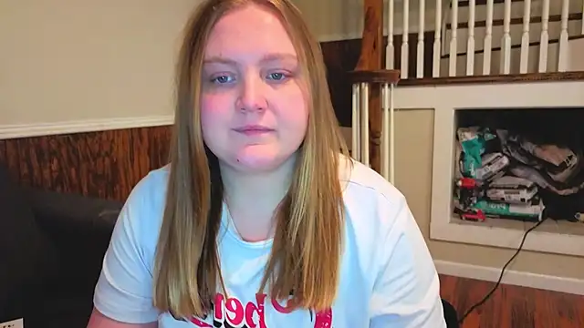 PhatAssBlond online show from February 3, 7:18 pm